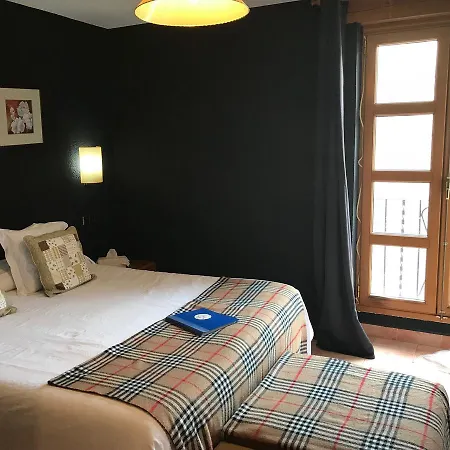 Cal Teixido Hotel 3*